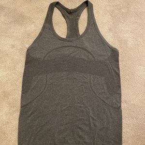 lululemon swiftly tech tank top size 4